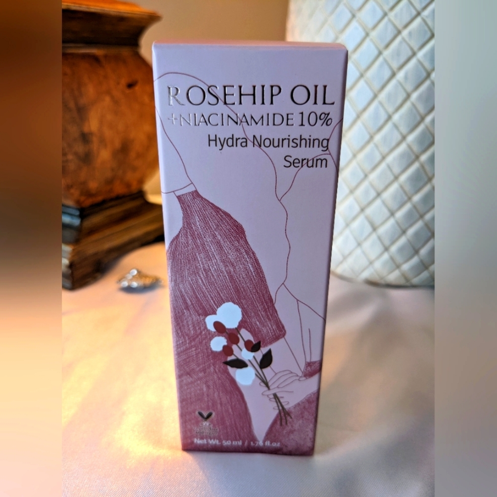 Glamfox Rosehip Oil + Niacinamide